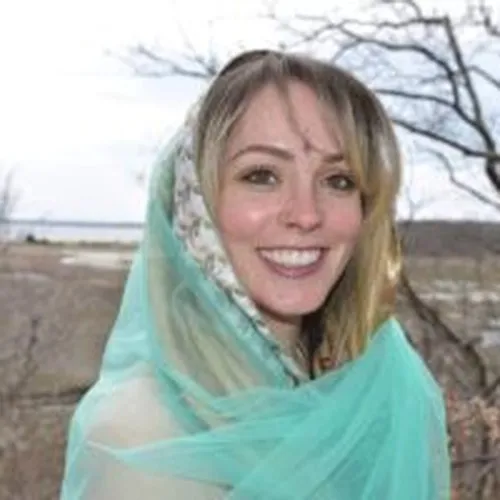 Samantha, medium and psychic tarot reader at Uplifting Connections